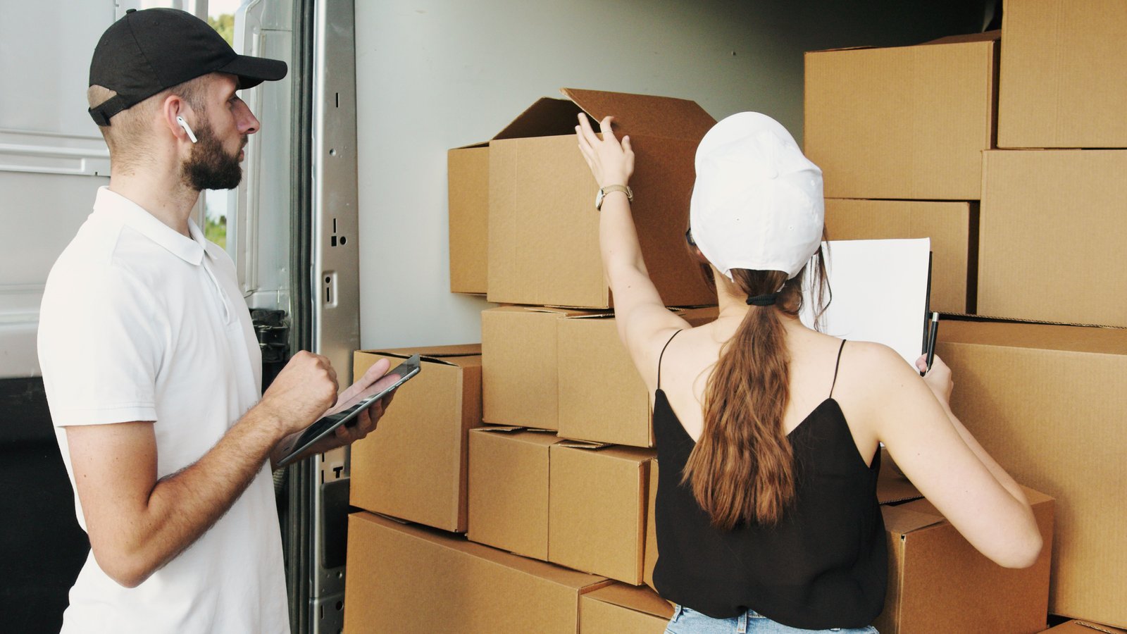 Courier Logistics